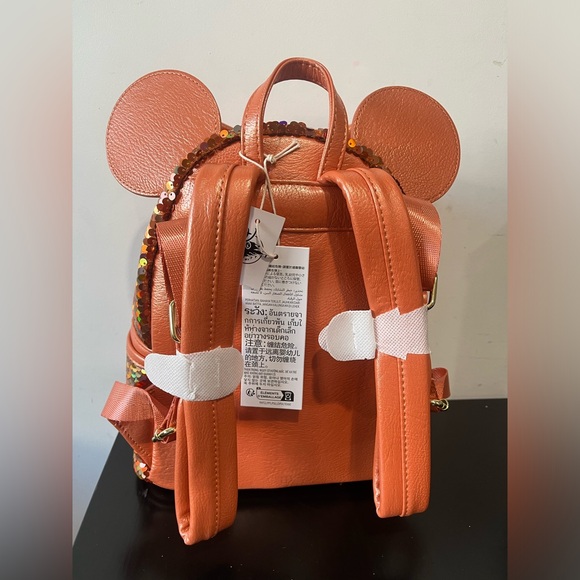 Disney Parks Loungefly Minnie Mouse Sequined Peach Punch Mini Backpack - Picture 5 of 8